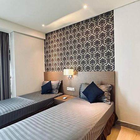 The H Tower Rasuna Suites Kuningan Jakarta By Villaloka Zewnętrze zdjęcie