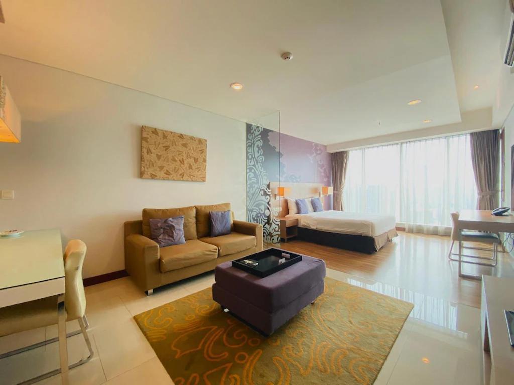 The H Tower Rasuna Suites Kuningan Jakarta By Villaloka Zewnętrze zdjęcie
