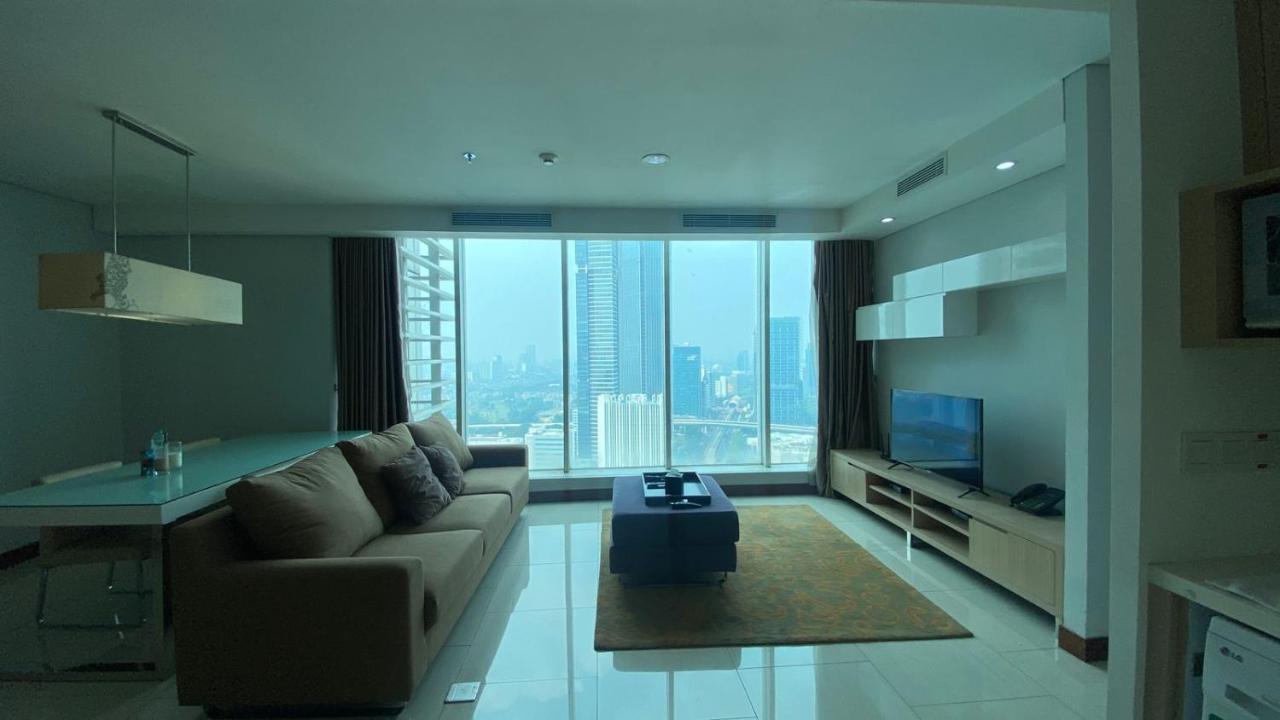 The H Tower Rasuna Suites Kuningan Jakarta By Villaloka Zewnętrze zdjęcie