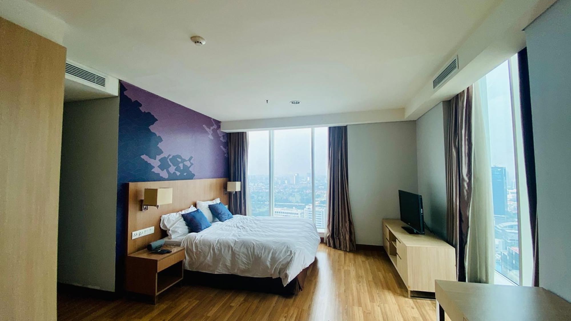The H Tower Rasuna Suites Kuningan Jakarta By Villaloka Zewnętrze zdjęcie