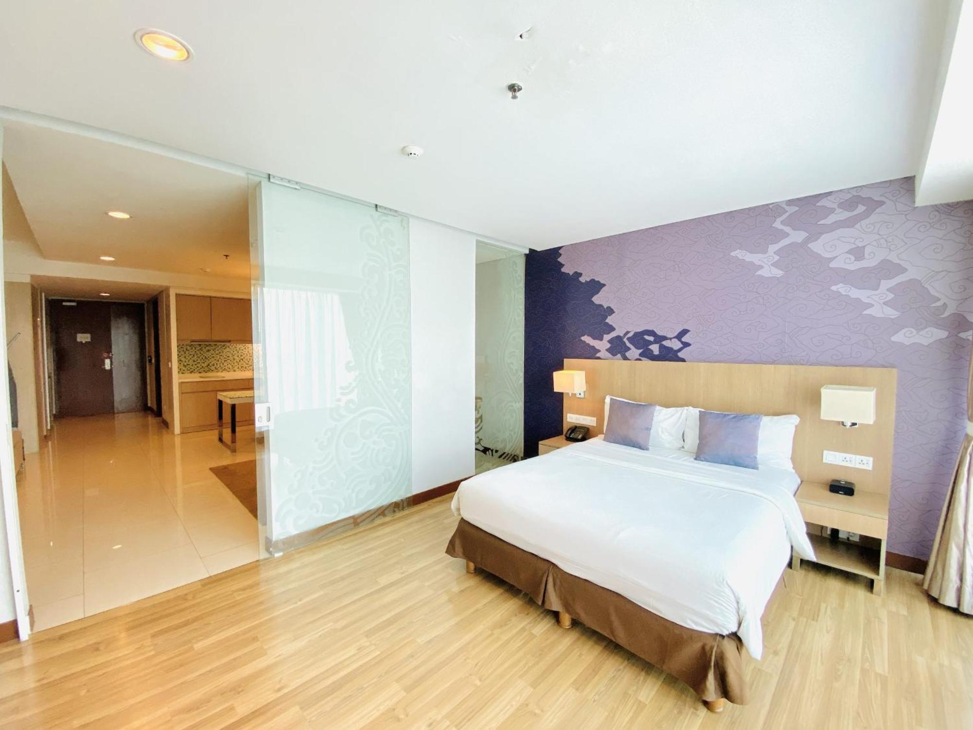 The H Tower Rasuna Suites Kuningan Jakarta By Villaloka Zewnętrze zdjęcie