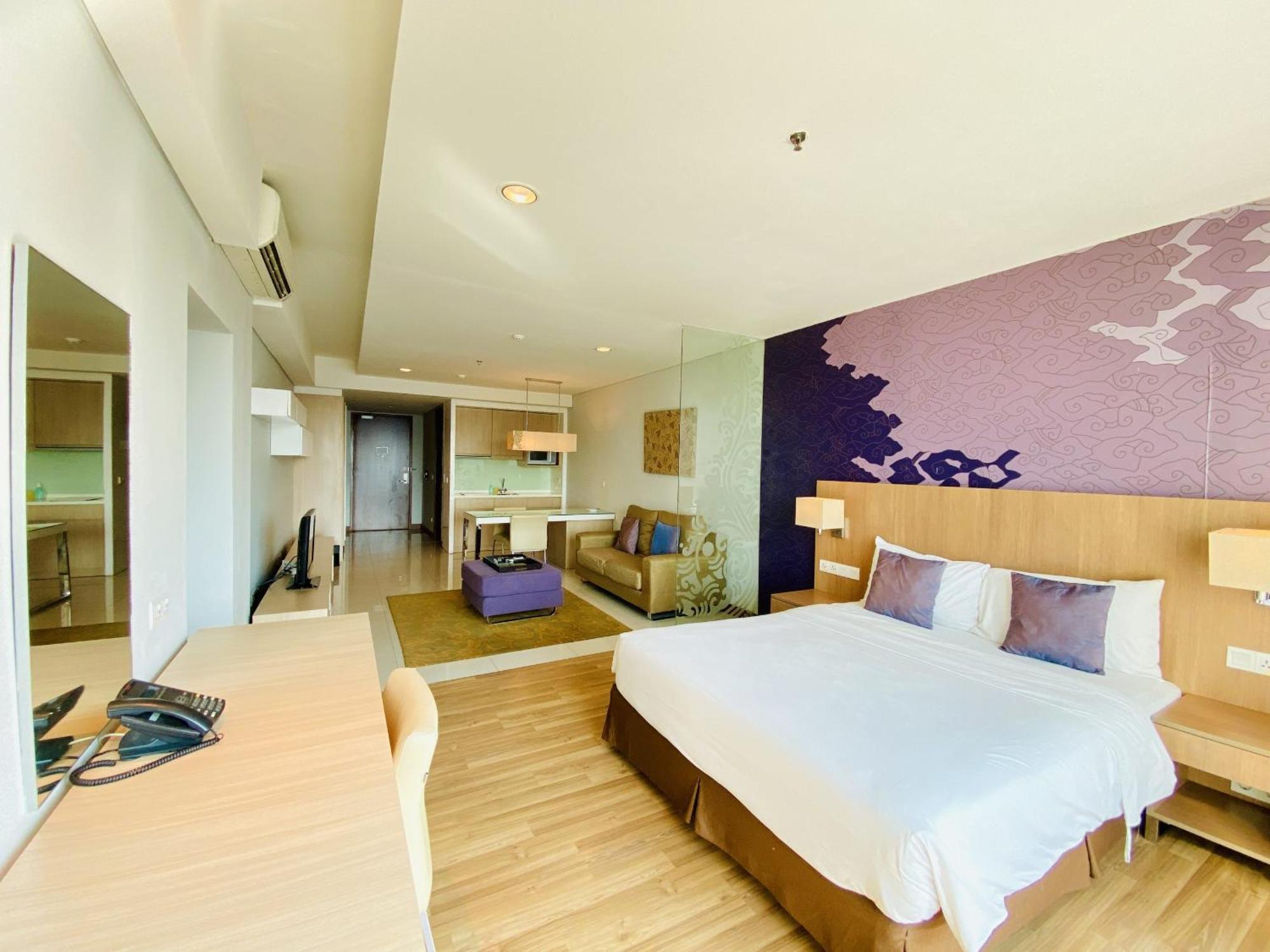 The H Tower Rasuna Suites Kuningan Jakarta By Villaloka Zewnętrze zdjęcie