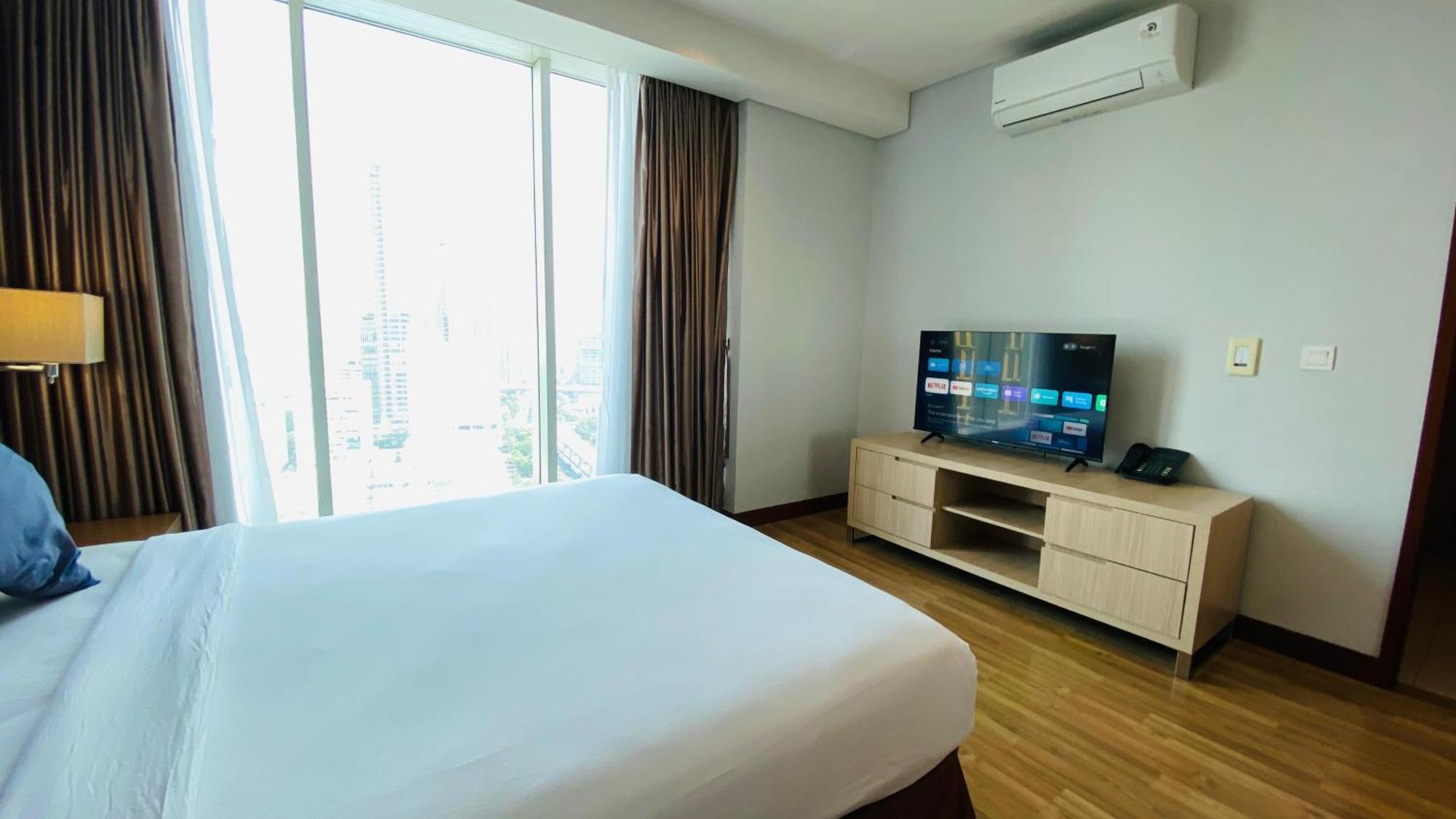 The H Tower Rasuna Suites Kuningan Jakarta By Villaloka Zewnętrze zdjęcie