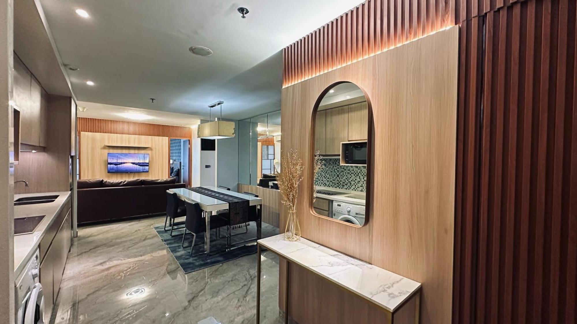 The H Tower Rasuna Suites Kuningan Jakarta By Villaloka Zewnętrze zdjęcie
